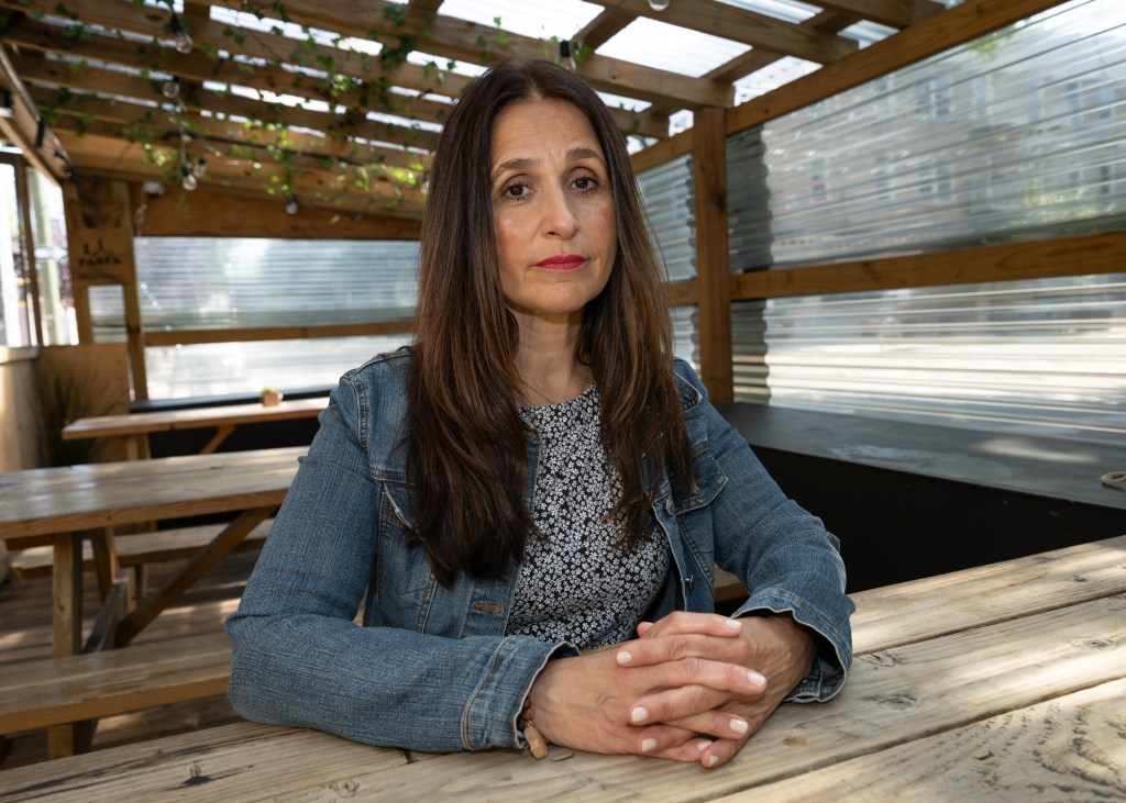 240903 daphne halkias ps 85 88863148 VAVwvi
