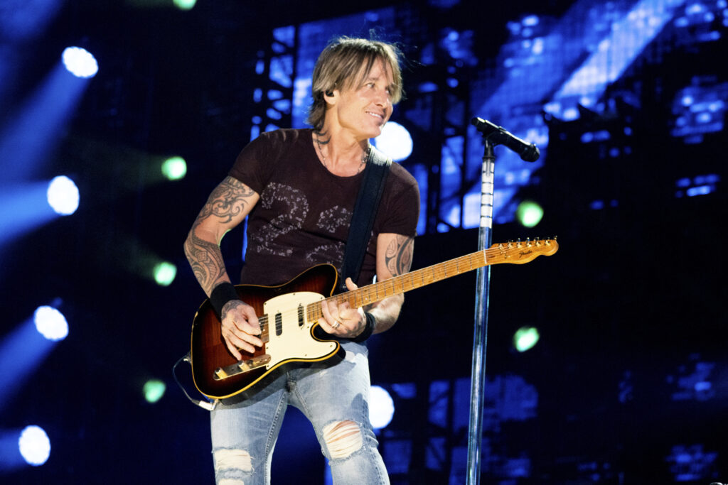 Keith Urban Pop Up Concert 47633 f17db 778VGn