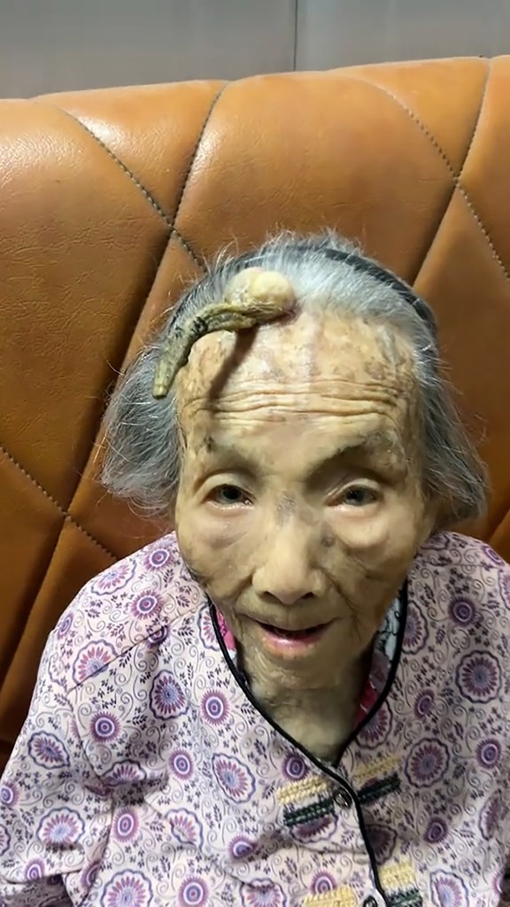 107 year old grandma grows 92630282