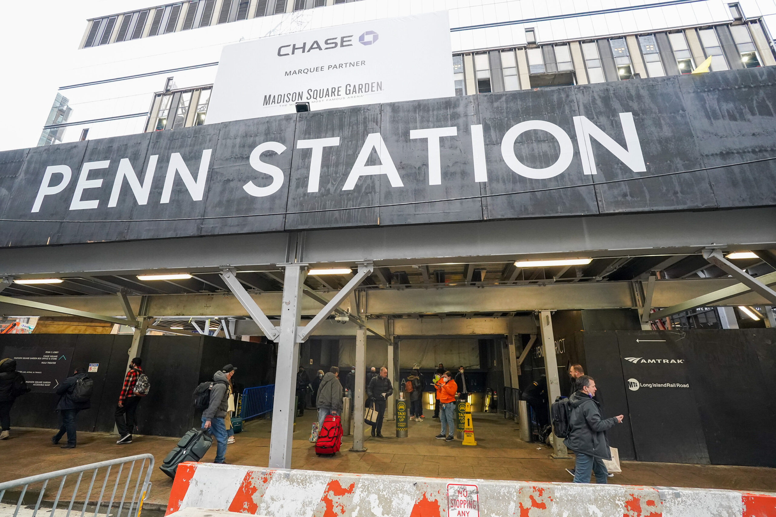 Let Penn Station live: Why I celebrate NYC’s ugly, overcrowded and dysfunctional labyrinth 1 214222569 022222homeless38RM 004804 qXiLWR scaled