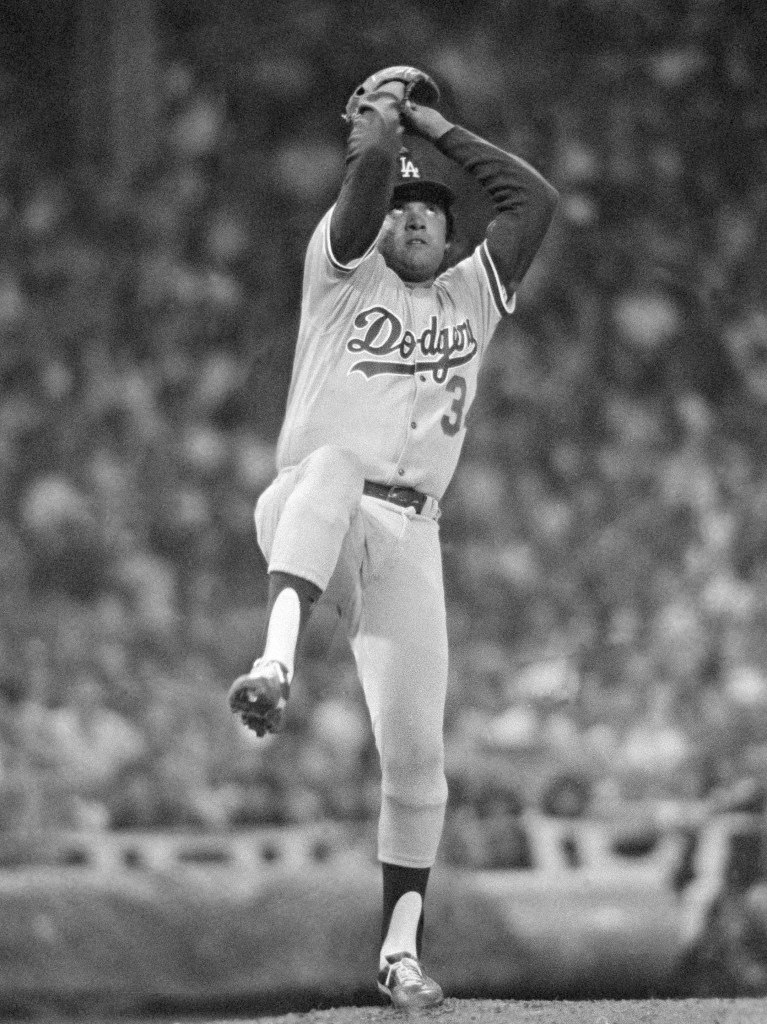 Obit Fernando Valenzuela 45254 8ef07 wtWwuf