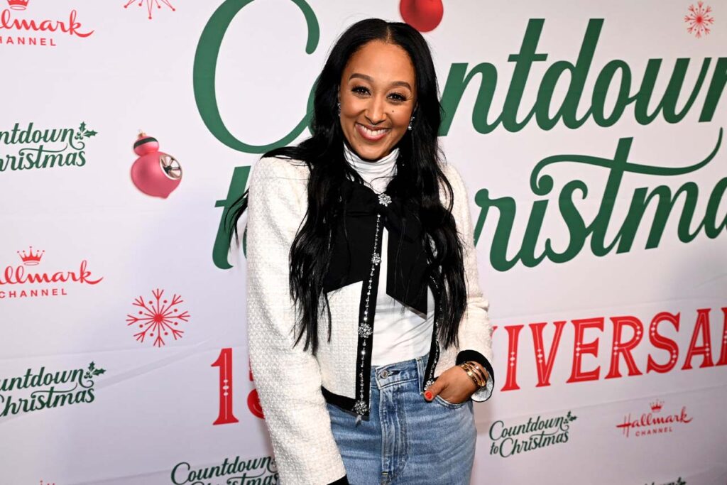 Tamera Mowry Housley KseYZD