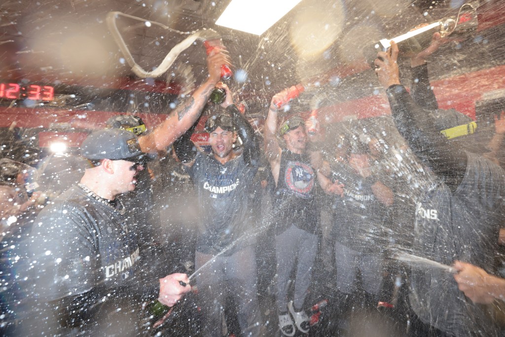 Yankees champagne GllSdW