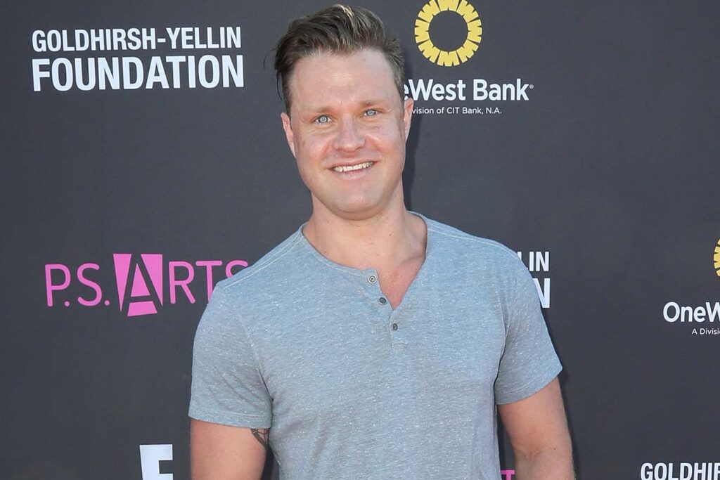 Zachery Ty Bryan rFICuT