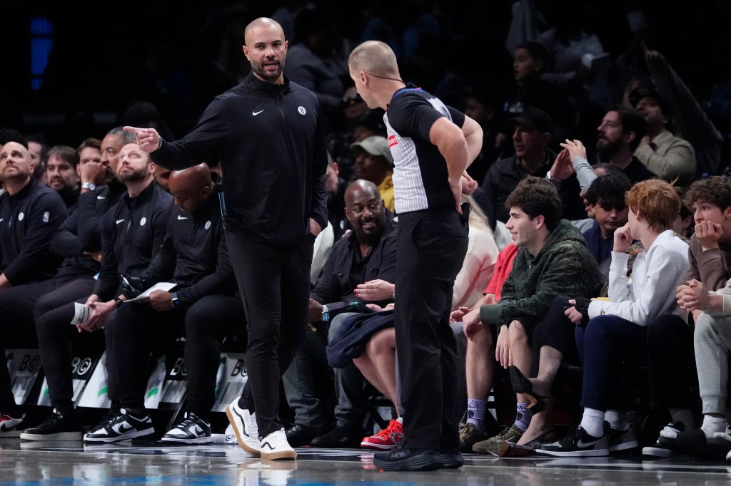 brooklyn nets head coach jordi 91909016 QXu8fc