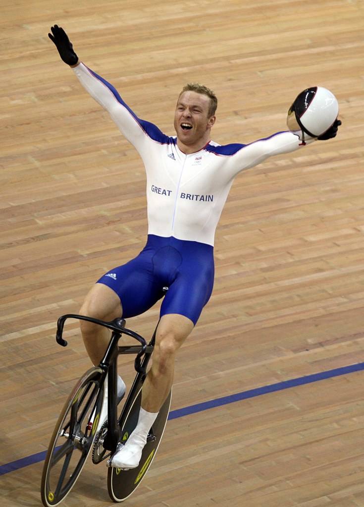 chris hoy great britain celebrates 92080998 jayf4l