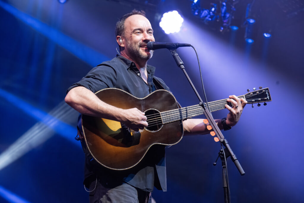 dave matthews performs dave matthews 91887076 t8IiXQ