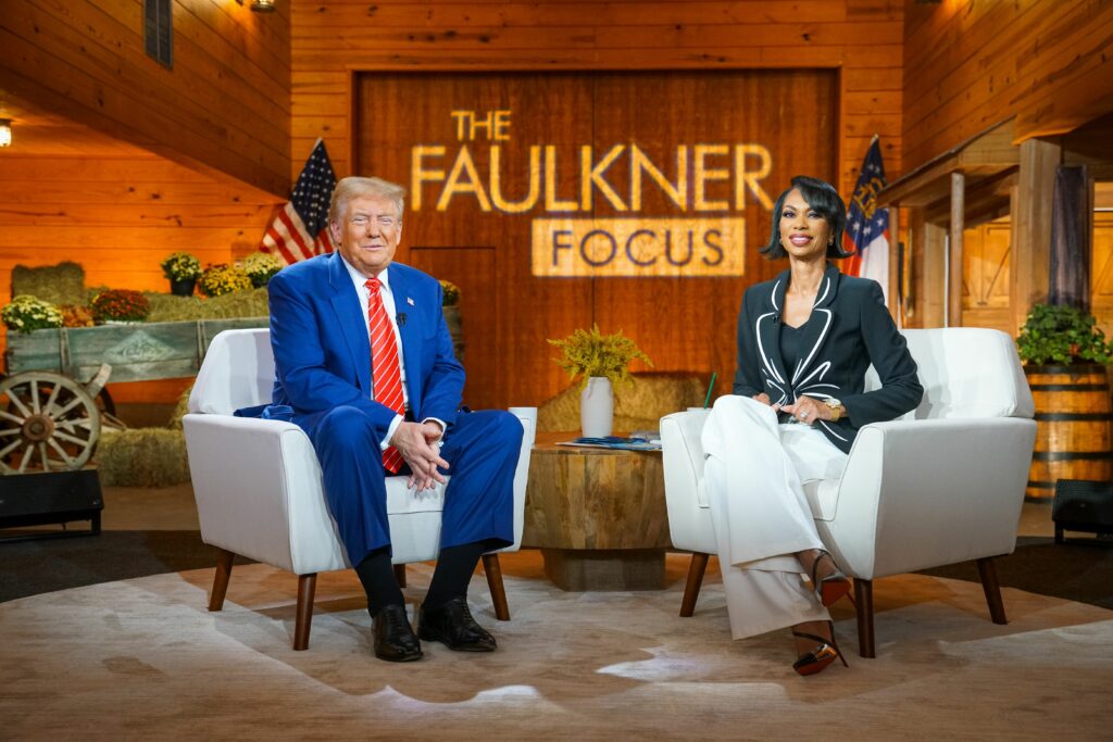 donald trump harris faulkner appear 91720181 c84f1c NH1A5g