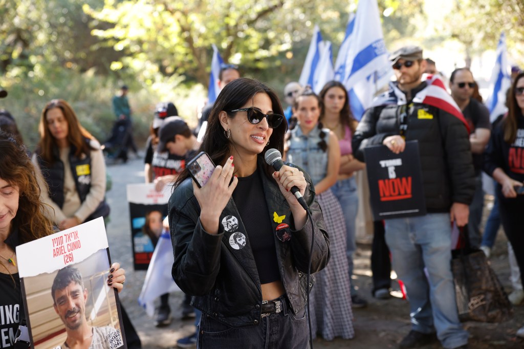 elana zeitchik speaks central park 92037034 wDXz7V