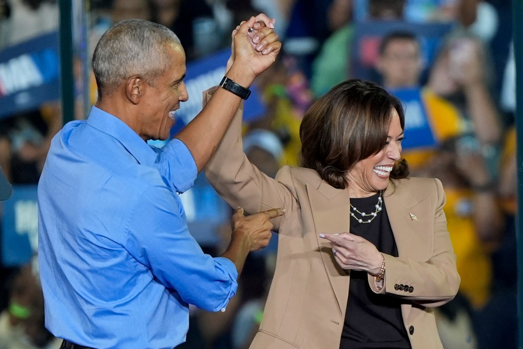 former president barack obama gestures 92316281