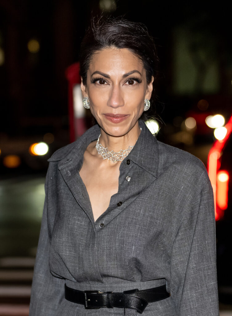 huma abedin seen arriving gods 92137884 cRWrwM