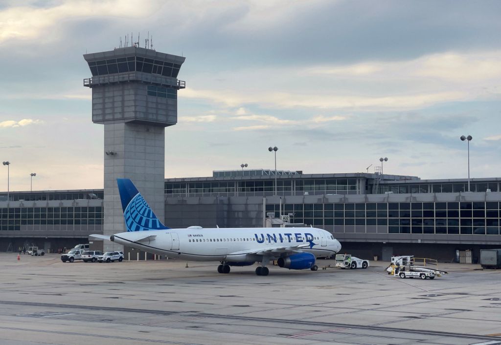 iad dulles virginia august 14 39676138 KADPfB