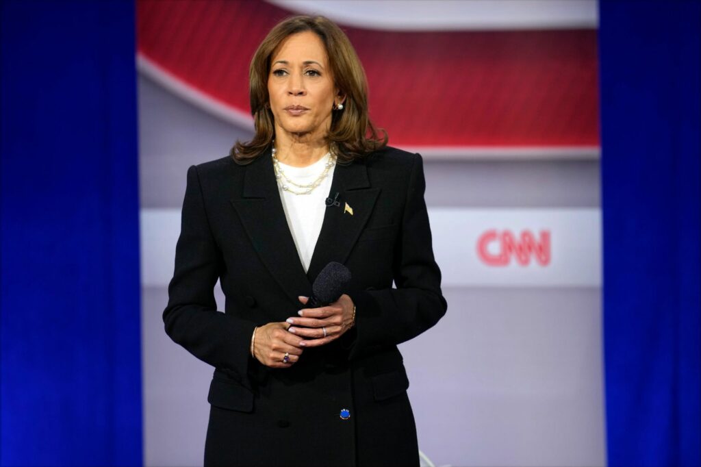 kamala harris britain opinion feature plDY1d