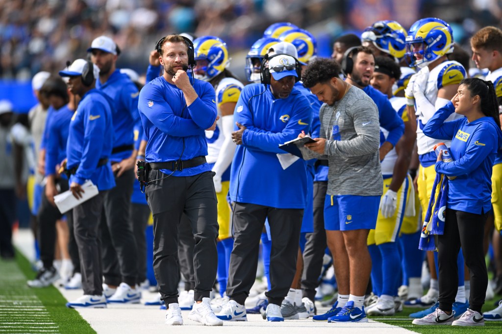 los angeles rams head coach 87646494 4mzwH8