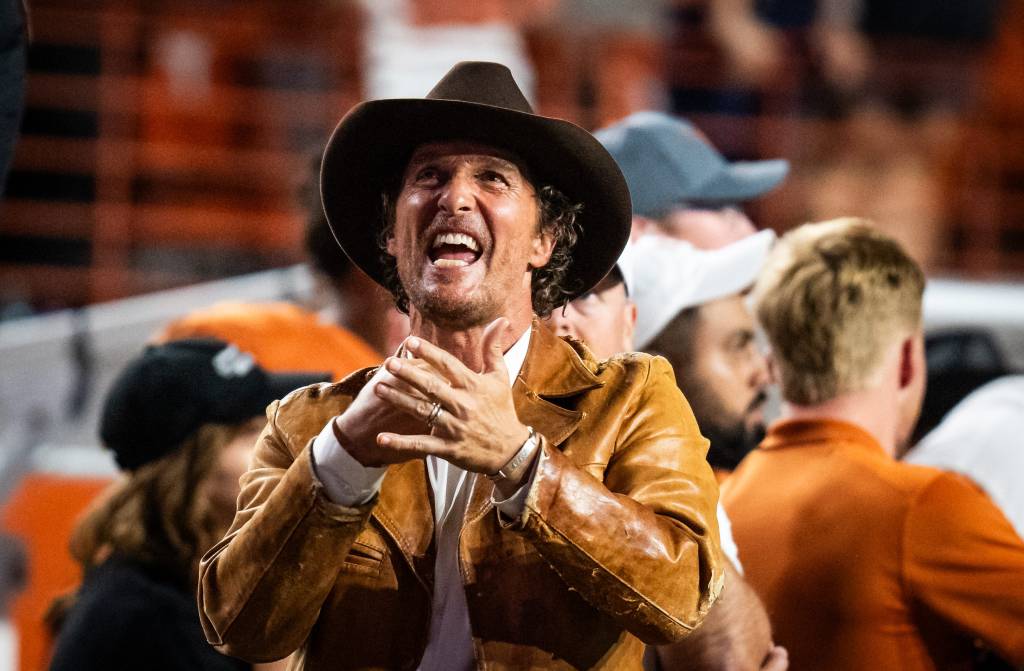 matthew mcconaughey reacts call referees 92004115 MSRE0n