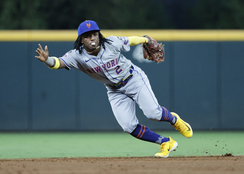 new york mets shortstop luisangel 90346320 HSkHuC