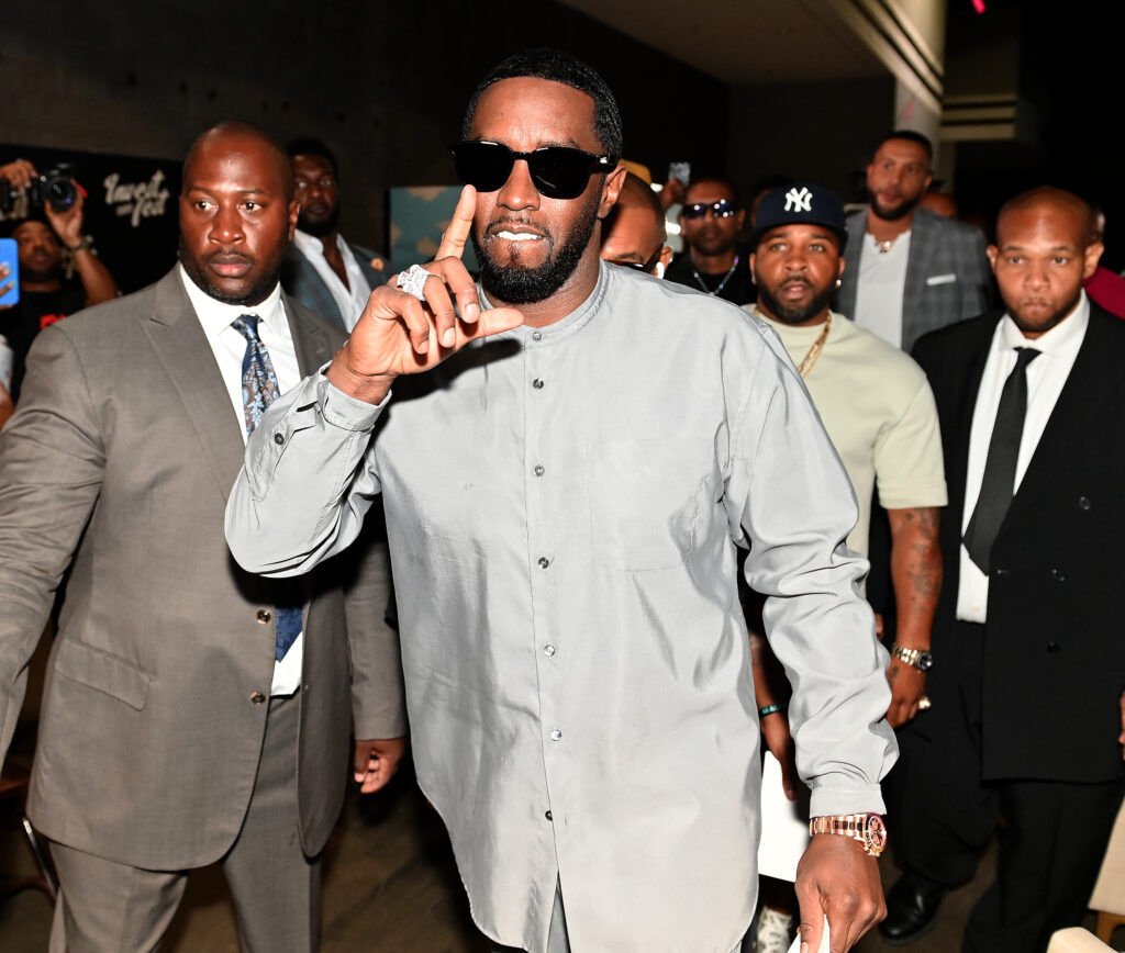 sean diddy combs arrives backstage 91723195 5ad250 mUfgJM