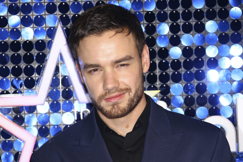 singer liam payne poses photographers 91745515 atbJQy