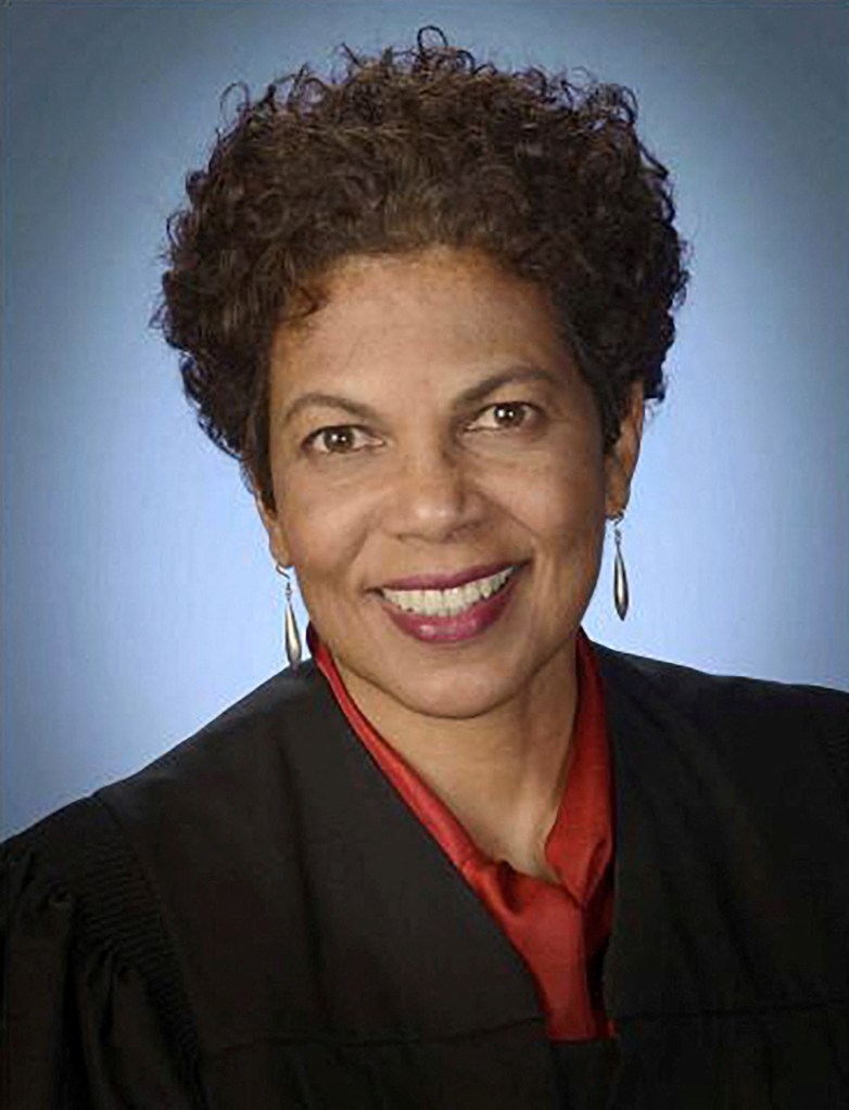 u s district judge tanya 20169994 hlQ1UM