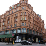 view harrods department store london 90438686 869582 czok3z