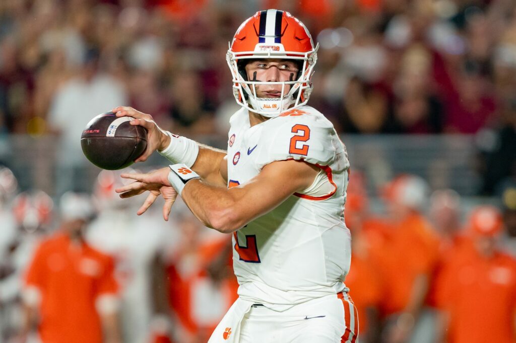 cade klubnik clemson heisman e1728931923301 4CEWuc