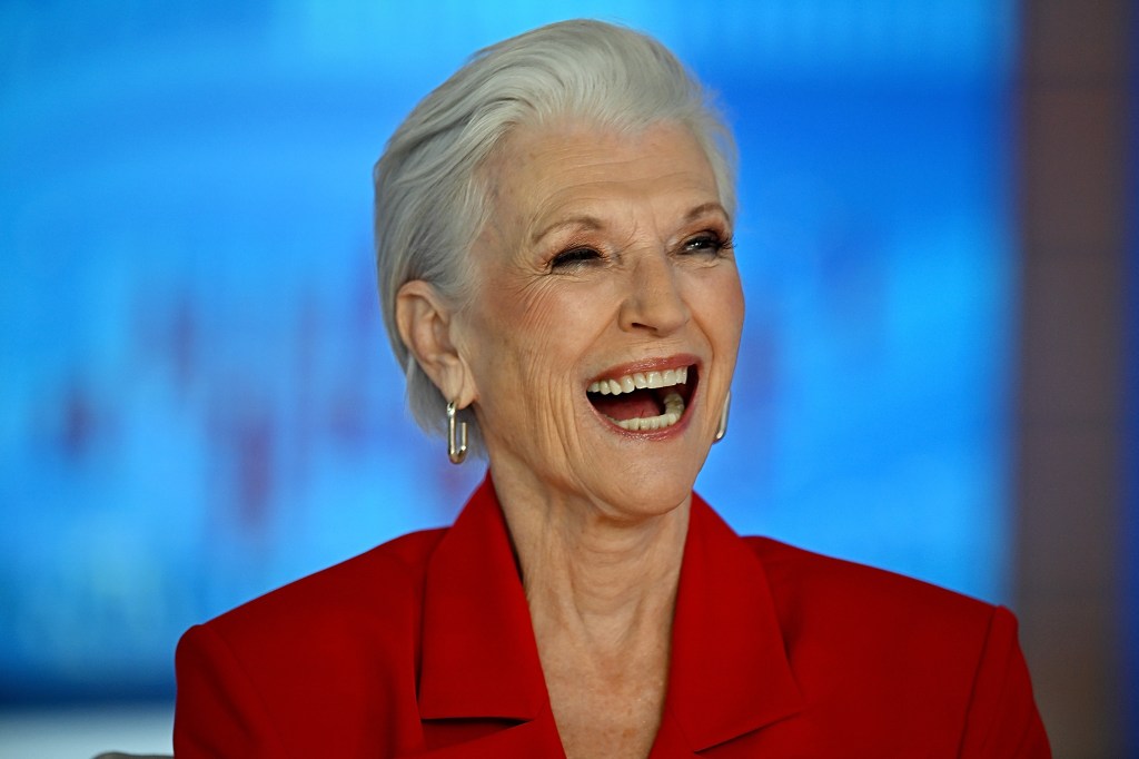 maye musk visits bottom line 92791412 FDqQDf