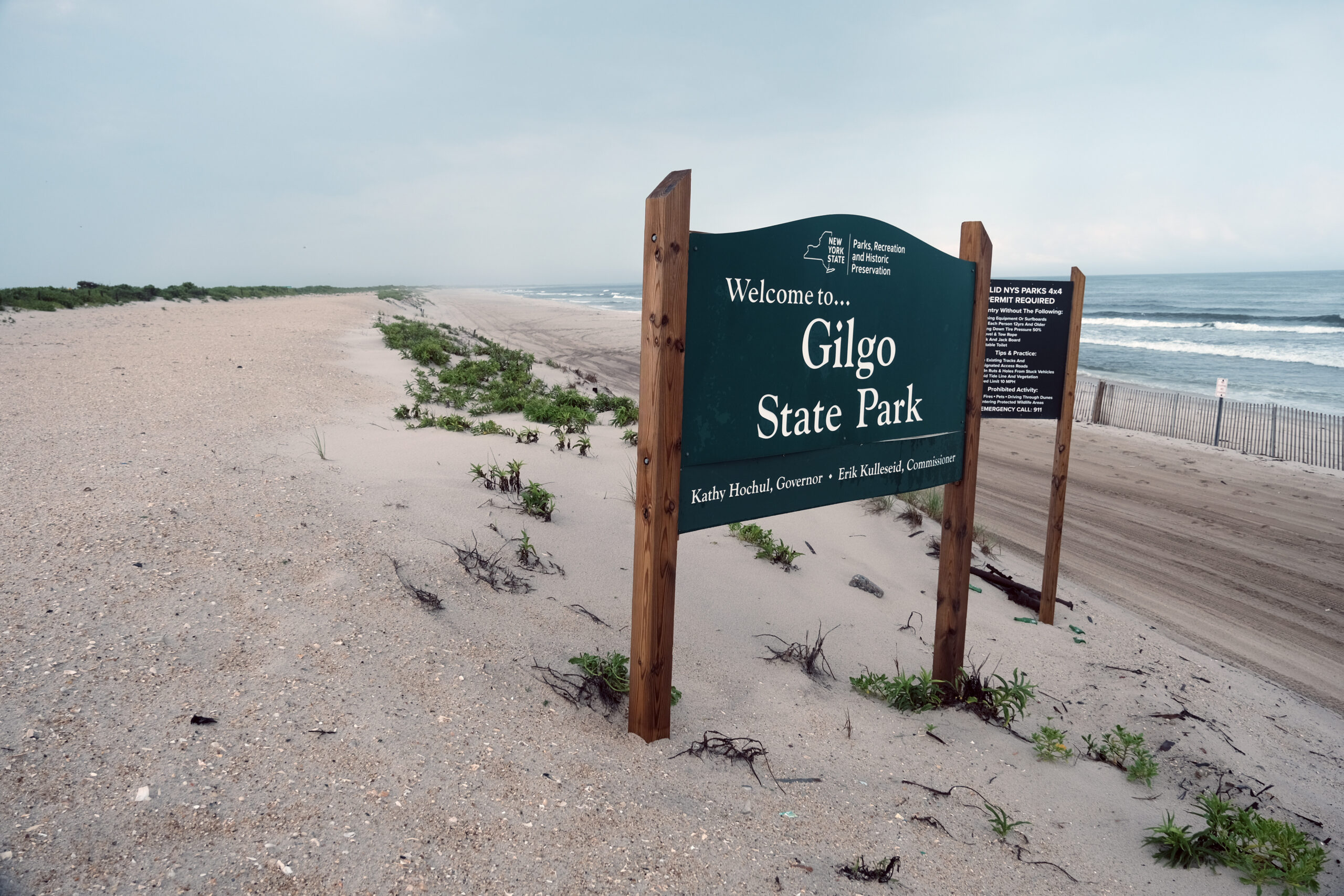 Surfer dies in apparent drowning in icy waters off Gilgo Beach: cops 1 wp content2Fuploads2Fsites2F22F20252F012F2023 babylon new york rex 97013571 9TLecb scaled
