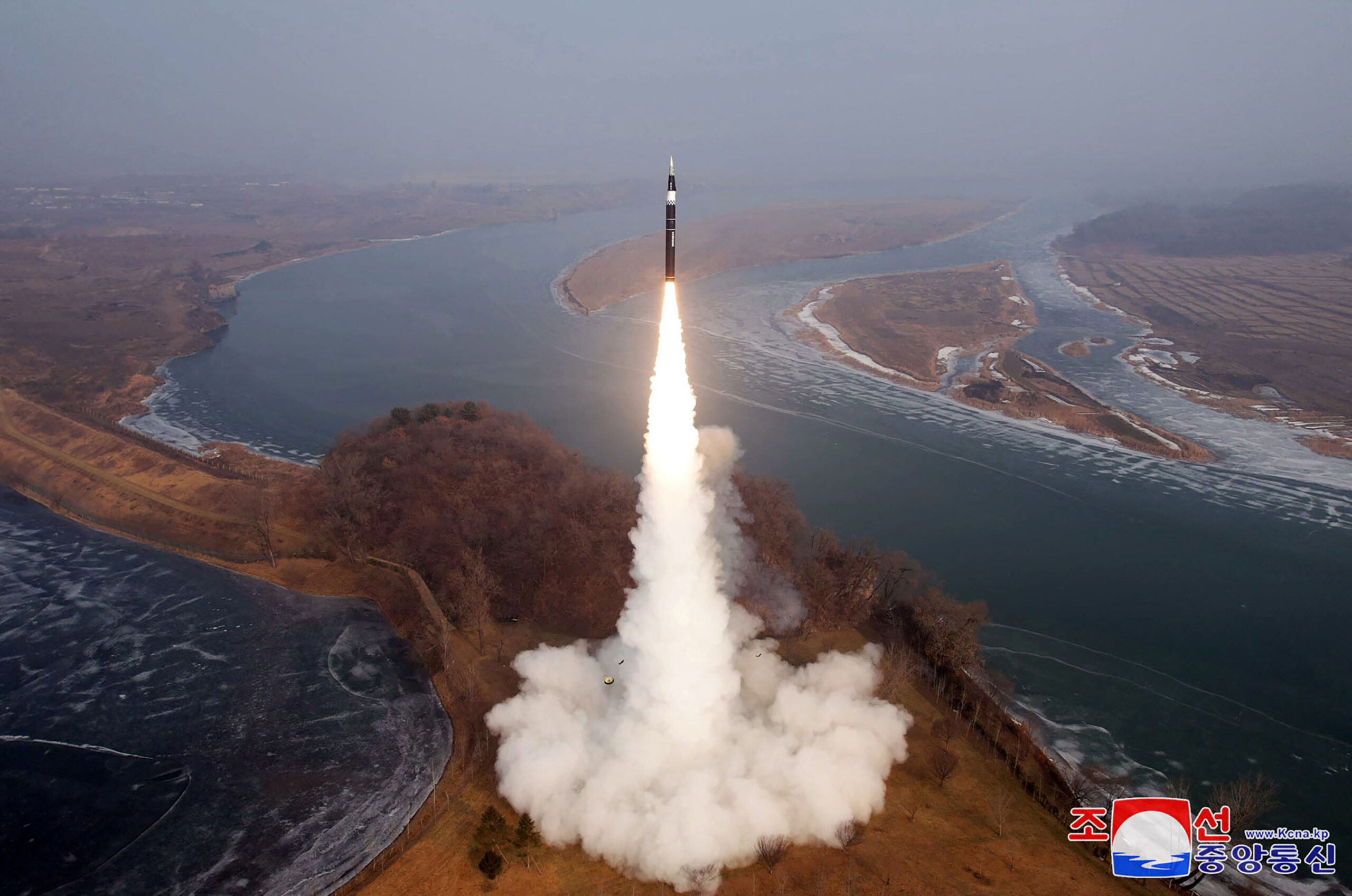 North Korea says it tested hypersonic intermediate range missile aimed at remote Pacific targets 1 wp content2Fuploads2Fsites2F22F20252F012F2025 shows launch missile undisclosed 96339536 JCdwtw scaled