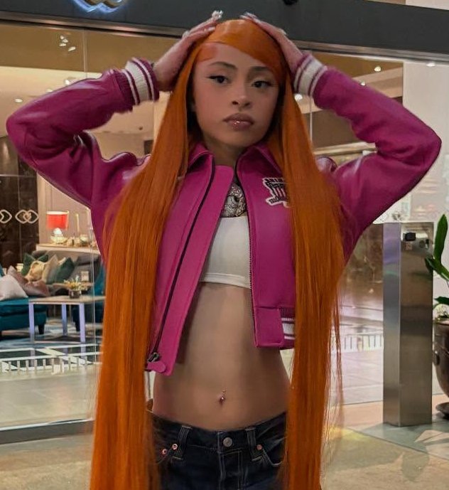 ‘Entitled’ rap star Ice Spice booed off stage, mic cut off after showing up late to set 1 wp content2Fuploads2Fsites2F22F20252F012Fjan 1 2025 96111696 Por2kY
