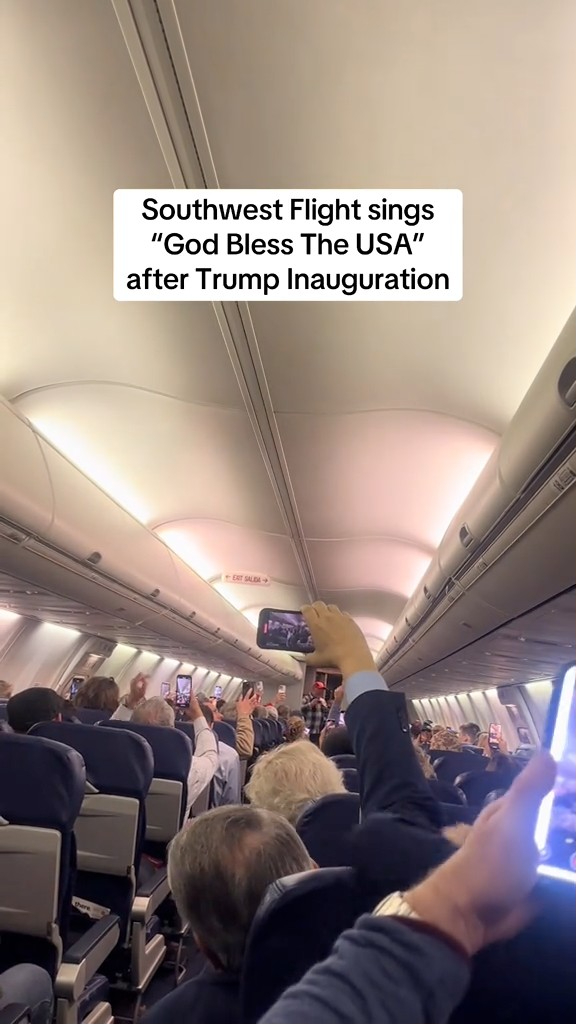 Trump supporters sing ‘God Bless the USA’ on flight post-inauguration 1 wp content2Fuploads2Fsites2F22F20252F012Fpresident trump supporters sing god 97188742 0c4E4k