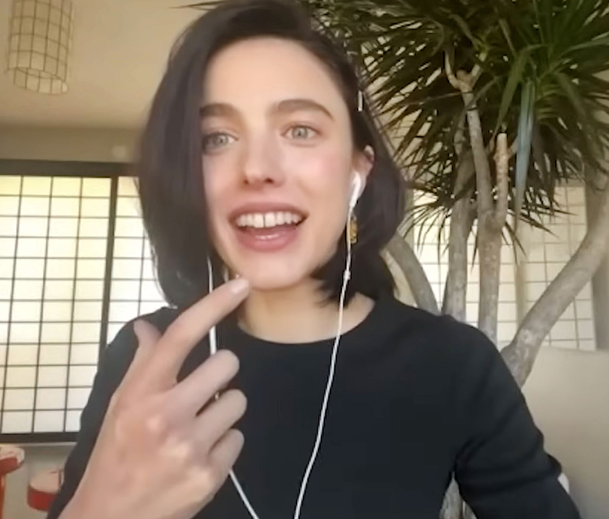 Margaret Qualley says ‘The Substance’ prosthetics gave her ‘f–ked up’ acne for a year 1 wp content2Fuploads2Fsites2F32F20252F012Fmargaret qualley says the substance 96738343 9r0tnL