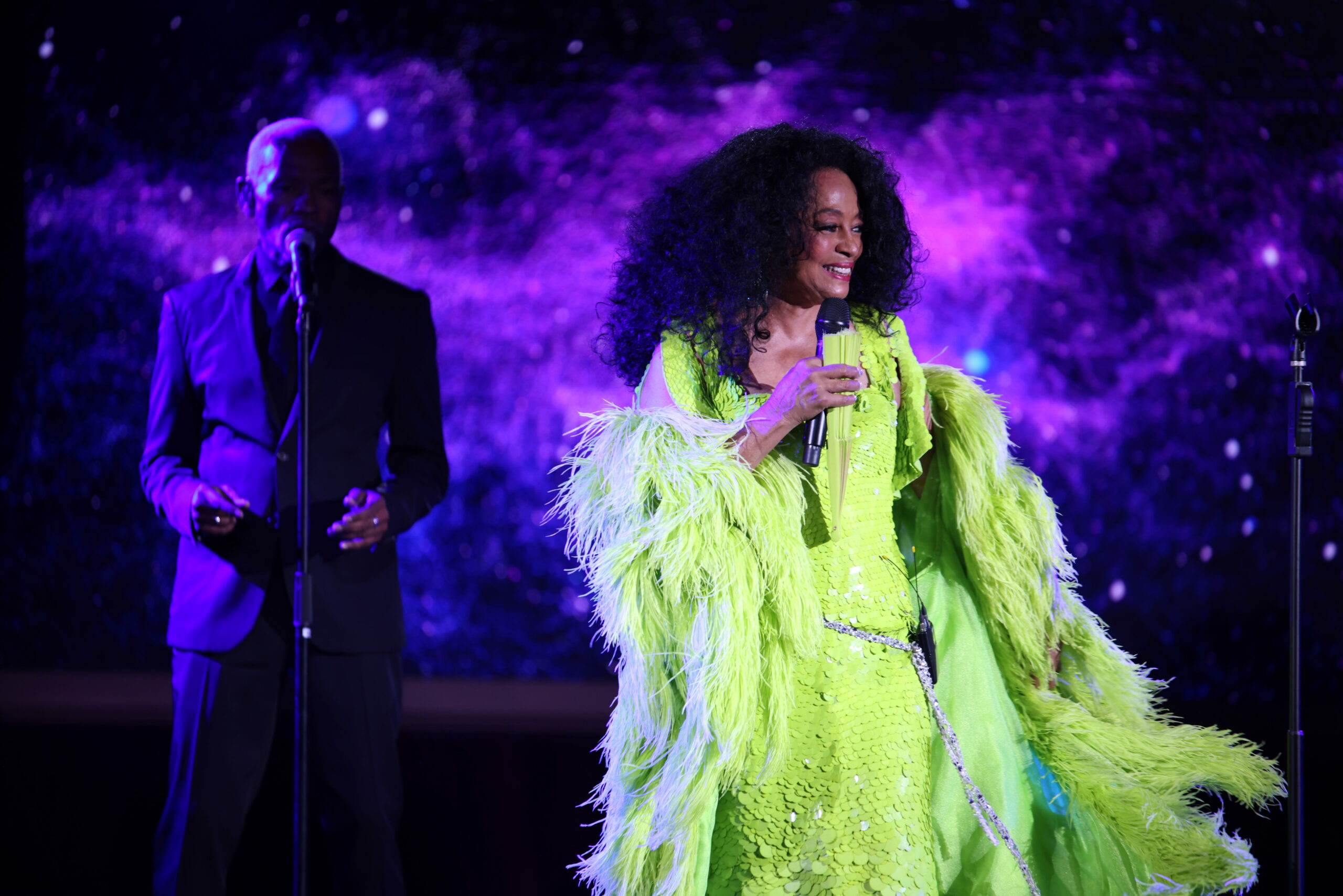 wp content2Fuploads2Fsites2F22F20252F032Fdiana ross performs american express 10818650 e0tS4e scaled