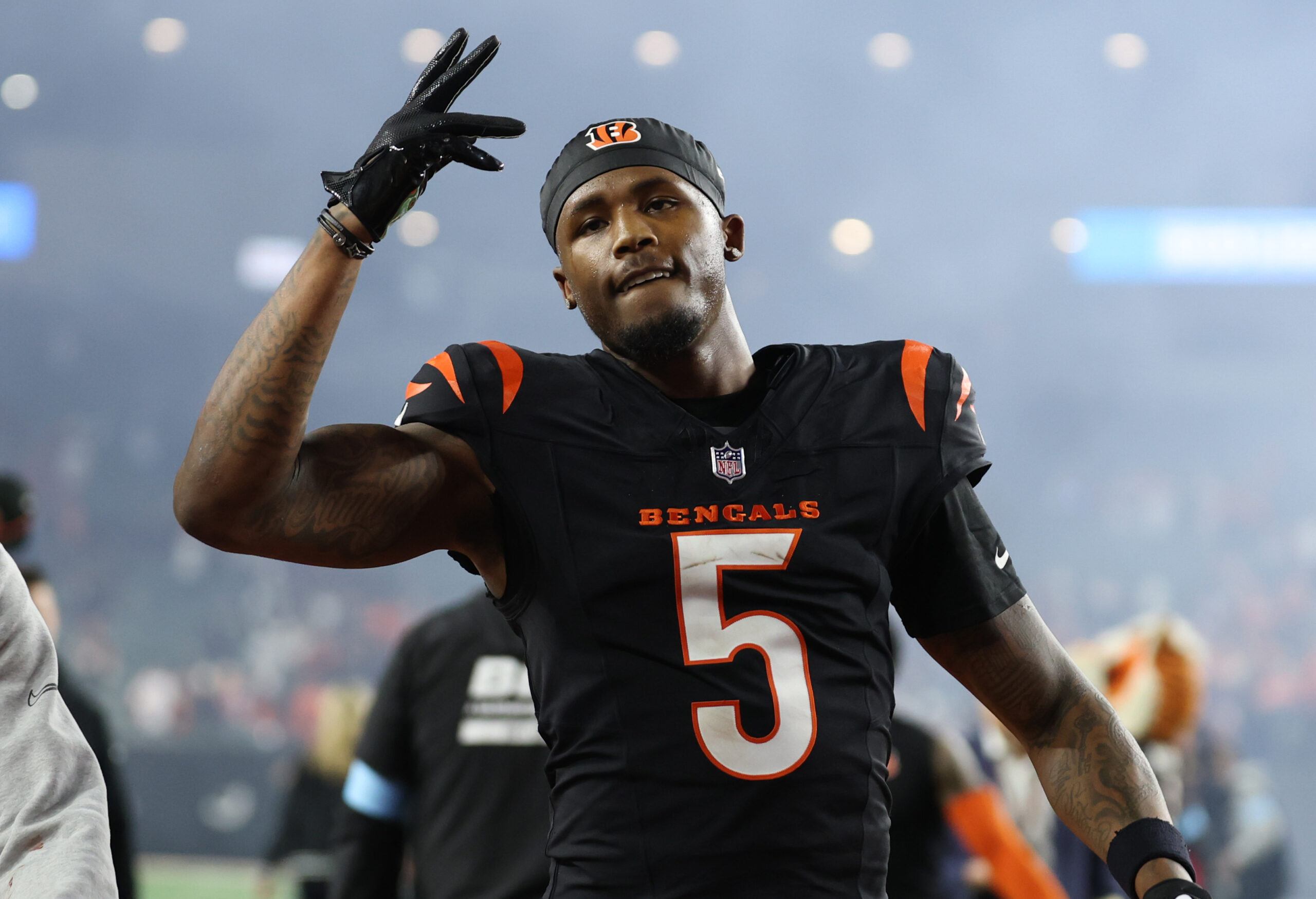 wp content2Fuploads2Fsites2F22F20252F032Ftee higgins 5 cincinnati bengals 95944524 SKRRPk scaled